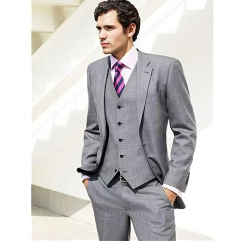 

Lastest Designs Light Grey Men Suit Business Wear Slim Fit Formal Man Suit Groom Suits Wedding Tuxedo Custom Made 3 pieces