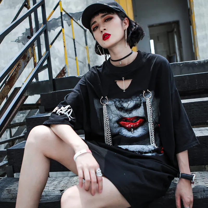 Женская футболка в стиле хип-хоп свободная с принтом цепей и губ большой размер