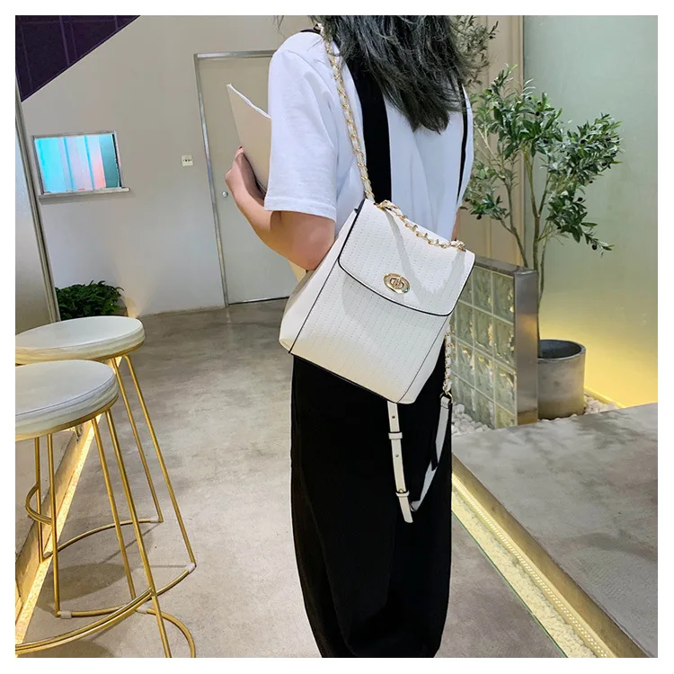 

MJ Women Backpack PU Leather Chain Shoulder Bag Fashion Leather Travel Bag Versatile Day Backpacks for Women Small Rucksack