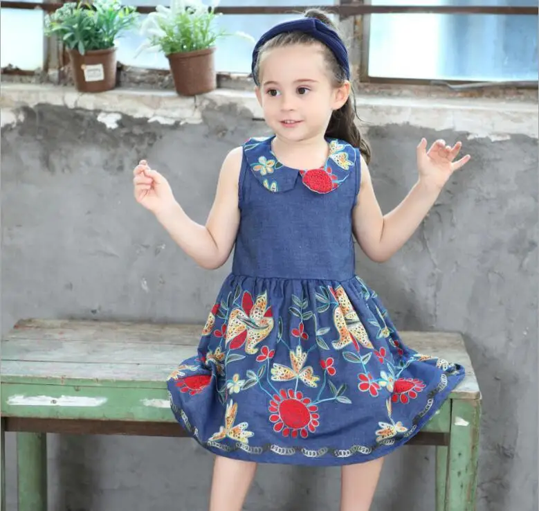 Новинка 2017 деним для девочек платье с вышивкой волна кружева без рукавов Детское
