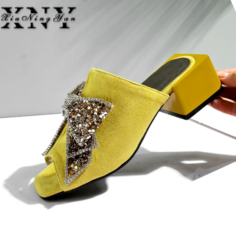 Сандалии женские на платформе дышащие удобные для прогулок модные тапочки