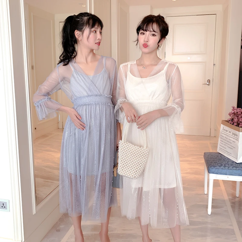 Платье с коротким рукавом и высокой талией Сетчатое платье треугольным вырезом