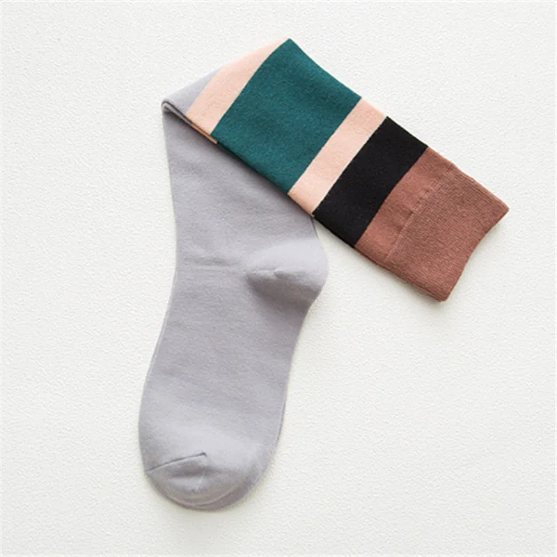 Light gray socks Весенние Гольфы Женские Хлопковые гольфы до бедра для девушек, повседневные длинные гольфы в полоску забавные сексуальные гольфы - Цвет: Light gray socks