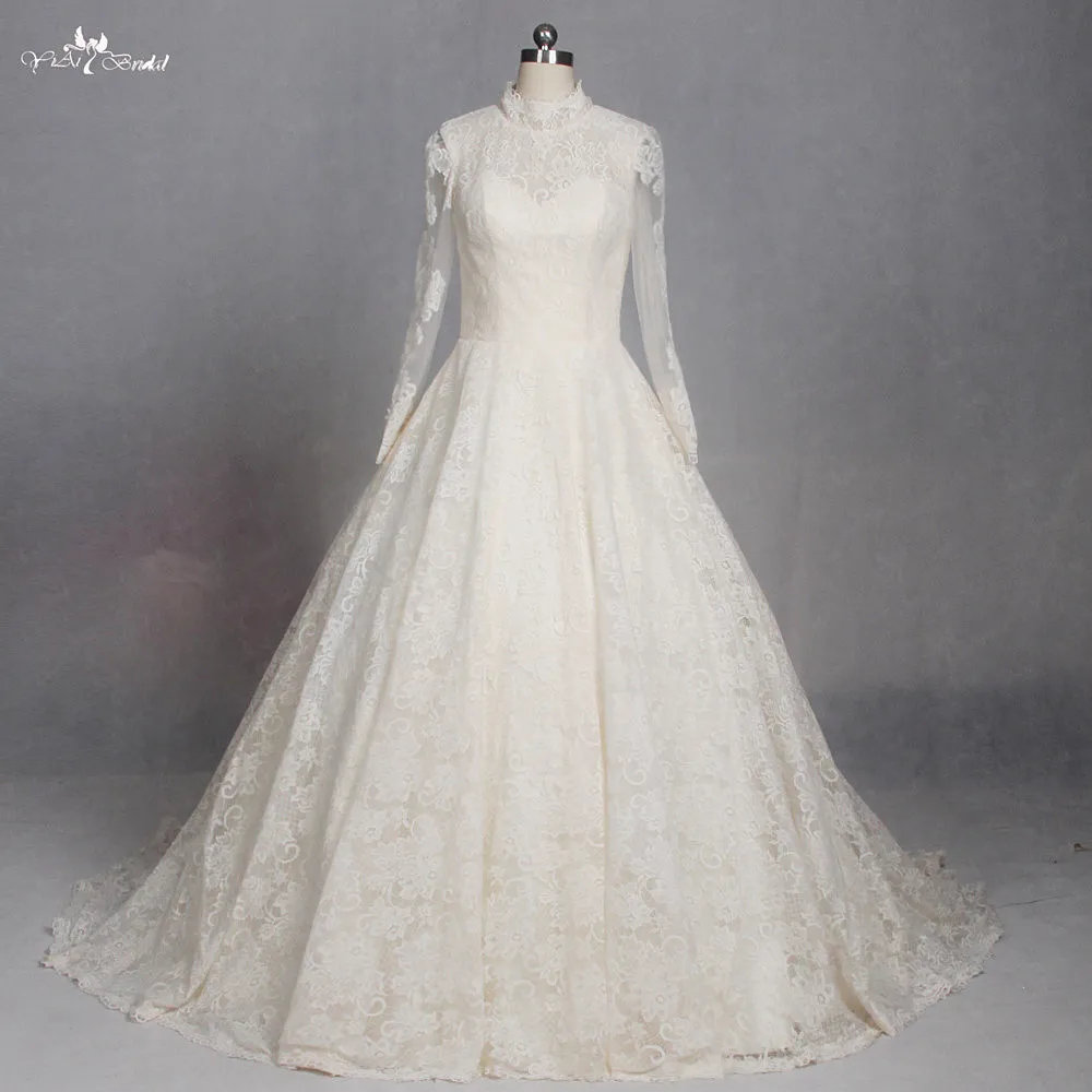 Желтое свадебное платье с длинным рукавом и высоким воротом| |