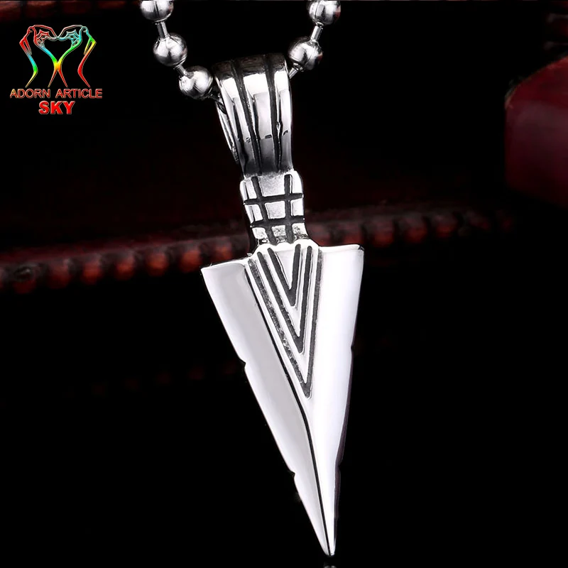 Титан Сталь гравировка текстура Треугольники копье Цепочки и ожерелья Подвеска