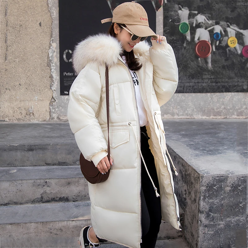 Женская теплая парка с капюшоном и меховым воротником длинная стеганая