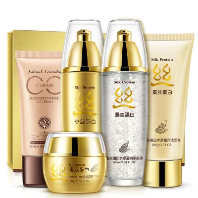 Bioaqua Шелковый белок увлажняющий и полупрозрачный Освежающий Увлажняющий набор