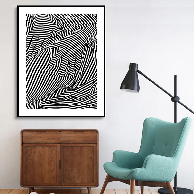 

Modern Black And White Decorative Painting Women Face Poster Print Abstract Figure Wall Art For Living Room Fashion Home Decor