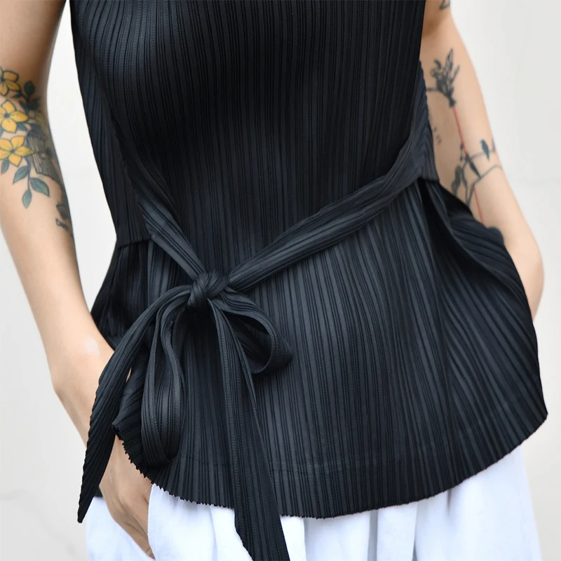 Дизайнерские плиссированные топы на бретелях Miyake Black Chenrui|Майки| |