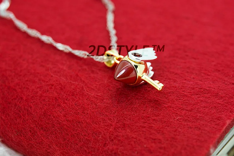 

New Magic girl cherry agate birds head key pendant necklace cosplay jewelry gold,