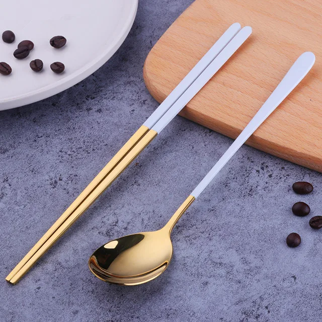White Gold-1 Pair 2 шт. плоские палочки ложка набор экологичный Нержавеющая сталь суши длинной ручкой Нескользящие палками покрытие Еда ложка комплект Инструменты - Цвет: White Gold-1 Pair