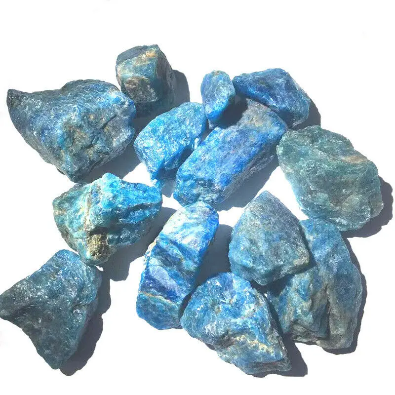 

Натуральный Голубой Апатит, 100 г, шероховатый сырой камень, образец горной породы из мадагаскара, е139, натуральные камни и минералы