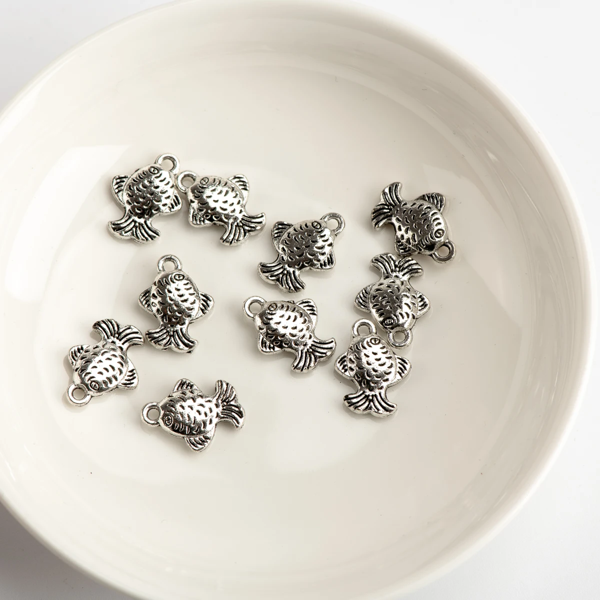 Подвеска из сплава сделай сам с мультяшными рыбками оптовая продажа бижутерия