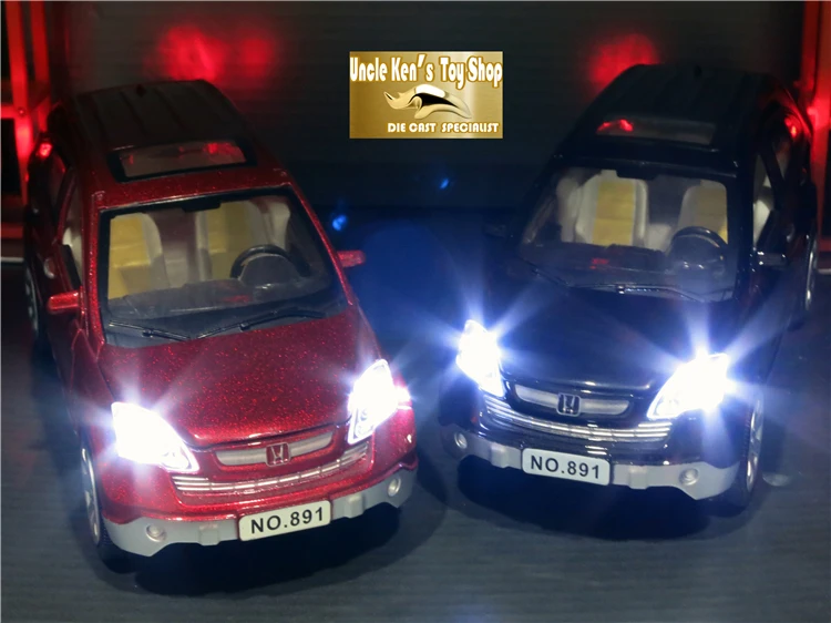 Модель литая автомобиля HONDA CRV масштаб 1/24 длина 20 см игрушки для мальчиков/детей с