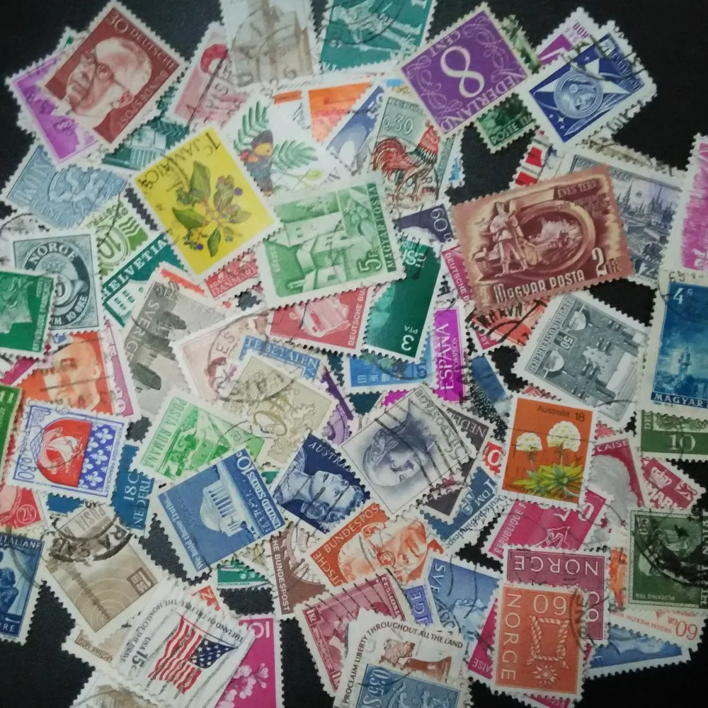 

100 PCS/LOT All Different Old / Vintage Postage Stamps Brand With Post Mark , No repetition timbres stamps
