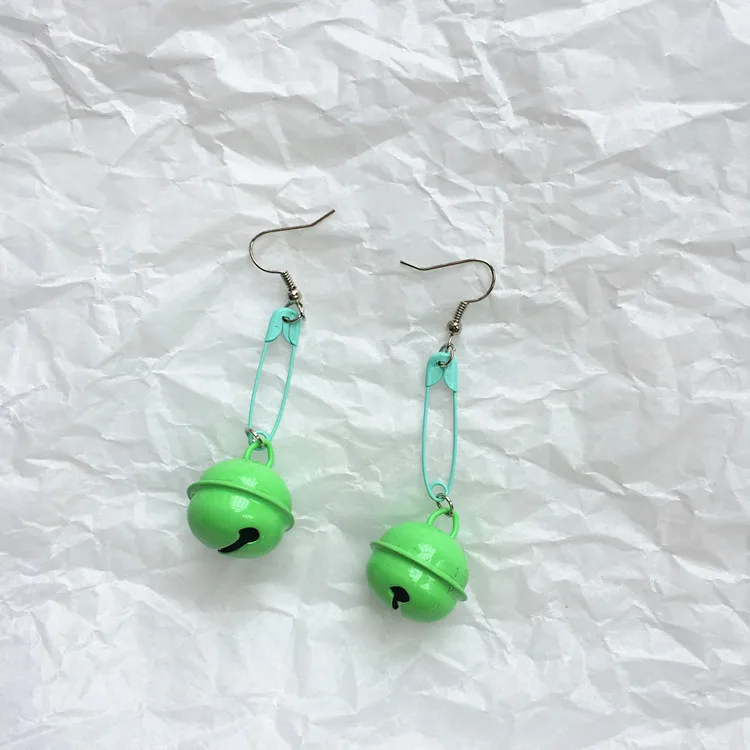 green bell Модные цветные безопасные серьги-гвоздики с геометрическим орнаментом, креативные милые серьги карамельного цвета для женщин, забавные уникальные ювелирные изделия для вечеринок, подарок - Окраска металла: green bell