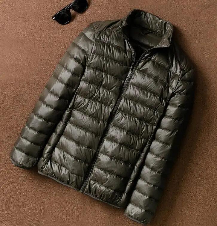 Army green Сверхлегкая куртка на утином пуху, мужские тонкие пуховые парки, пальто на осень и зиму, ветровка, повседневные топы размера плюс M-4XL - Color: Army green