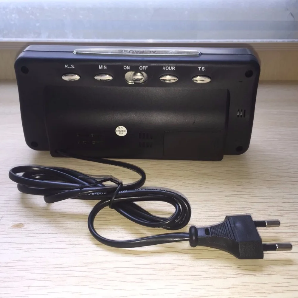 Электронные настольные часы с большими цифрами цифровые светодиодные будильник