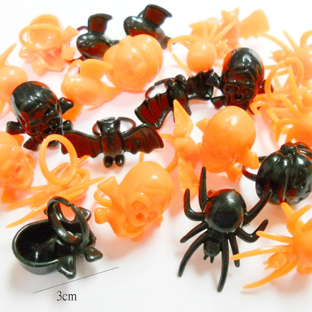 

24 piece Plastic Halloween pumpkin witch Rings ewelry Pinata Bag Filler - Novelty Birthday Fun Joke Party Favors