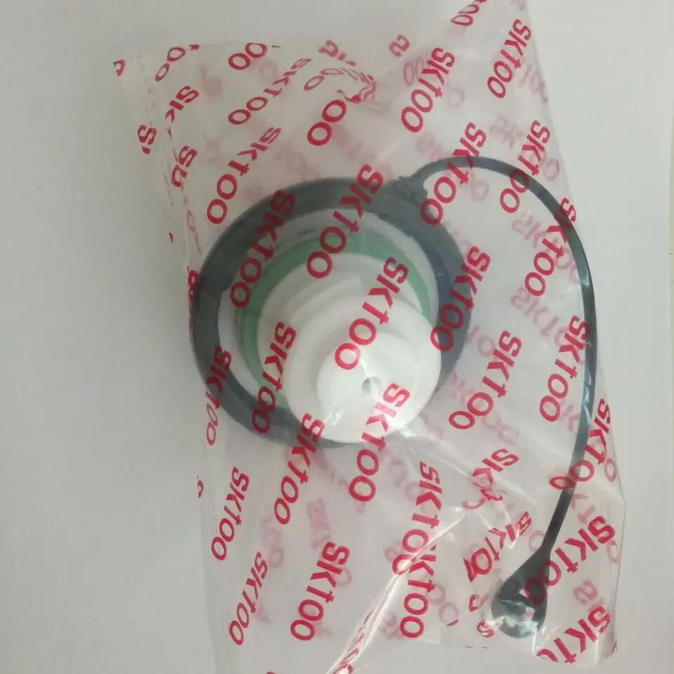 Внутренняя крышка бака для топливного газа SKTOO подходит 2005-2014 Ford Focus MK2 |