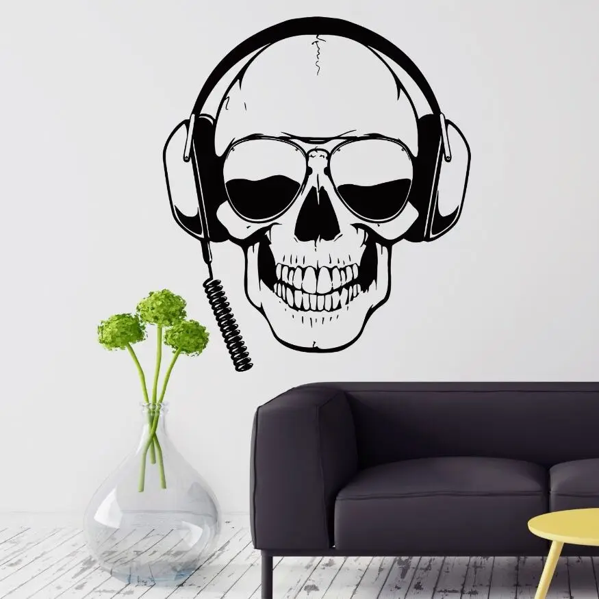 

Gamer Wall Decals Skull Headphones Gamer Wall Sticker Removable Sunglasses Player Wall Poster Boys Room Games Decoration AY946