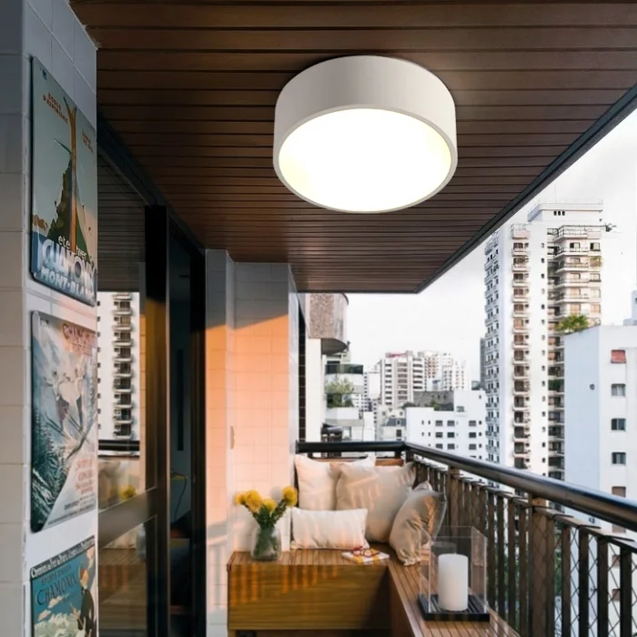 2017 Балконная мини светодиодная лампа в скандинавском стиле черная и белая для