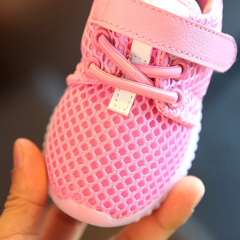 Baby Lights Shoes First Walker Toddler Boy Girl Casual Sneakers LED Kid Children Sport Shoes Baby Tennis Sneakers 1-5 Years