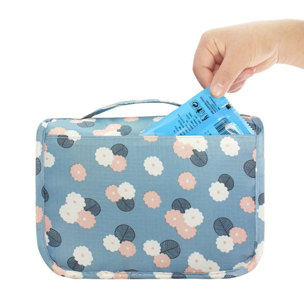 Вместительная дорожная сумка для хранения косметики портативная маленькая