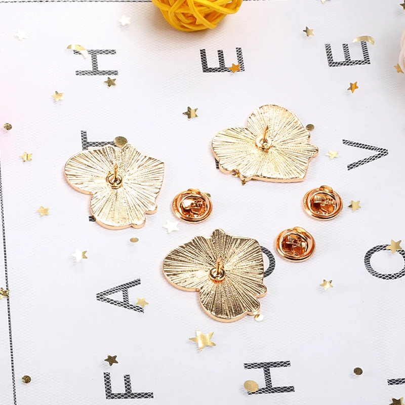 Женская эмалированная брошь в виде кота 3 цвета | Украшения и аксессуары