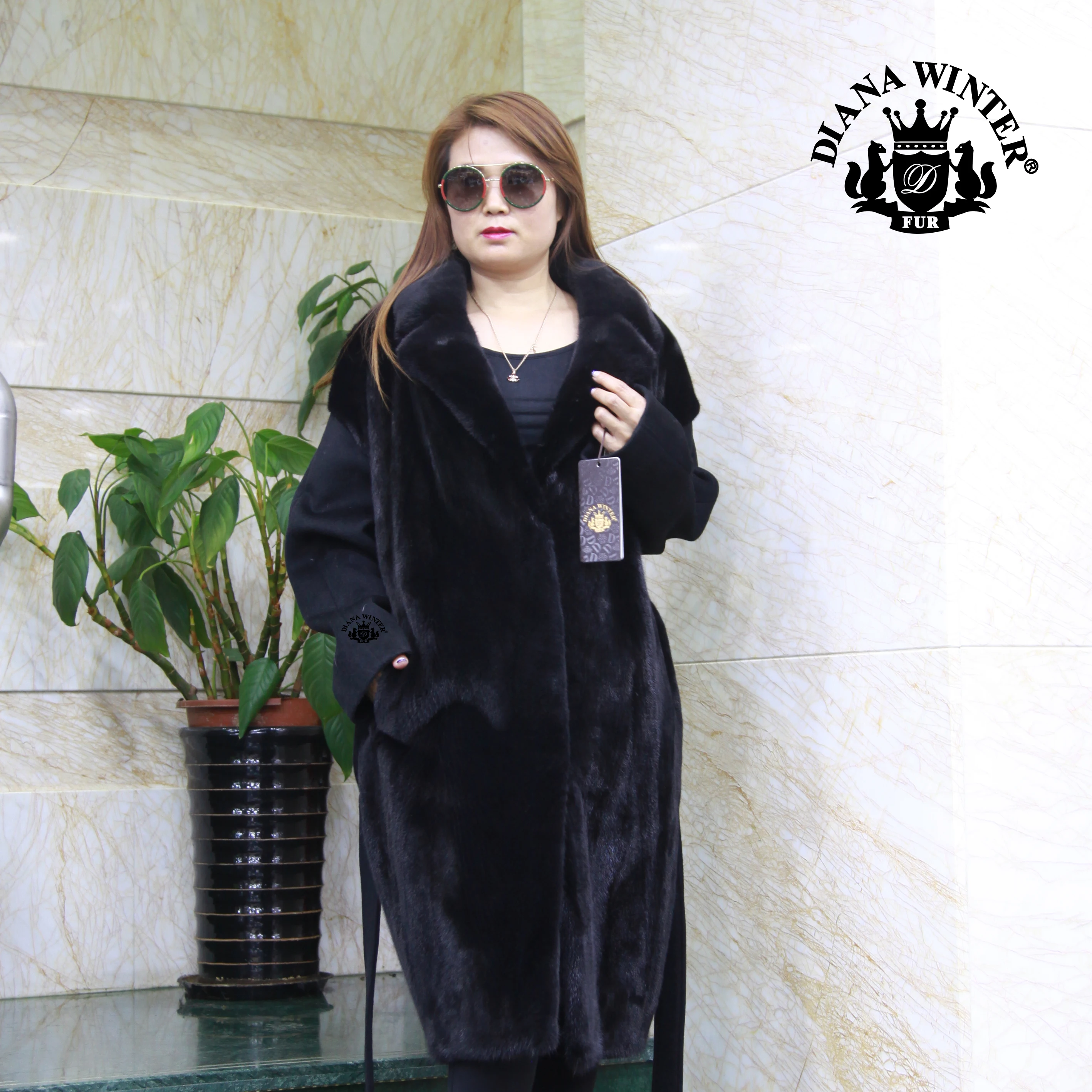 Зимнее теплое пальто модная трендовая кожаная норковая куртка Женское