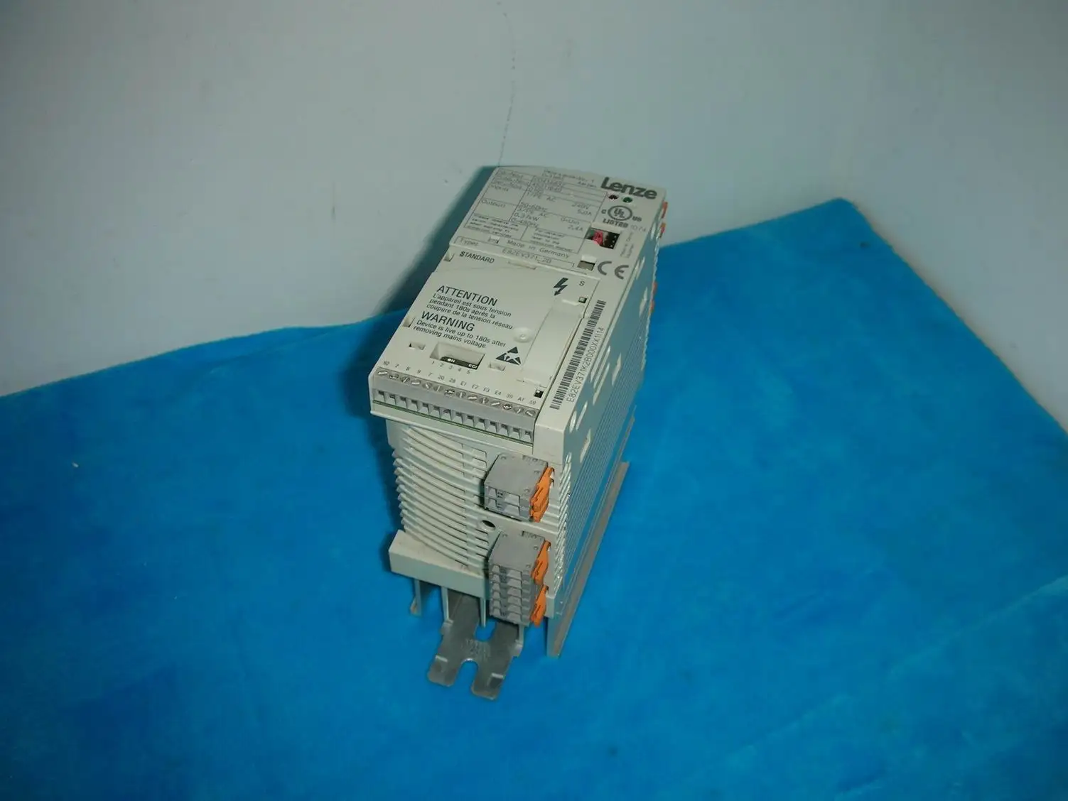 Lenze E82EV371 2B|lenze| |
