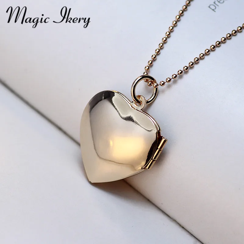 Женское Ожерелье-медальон Magic Ikery из розового золота с подвеской в форме сердца и
