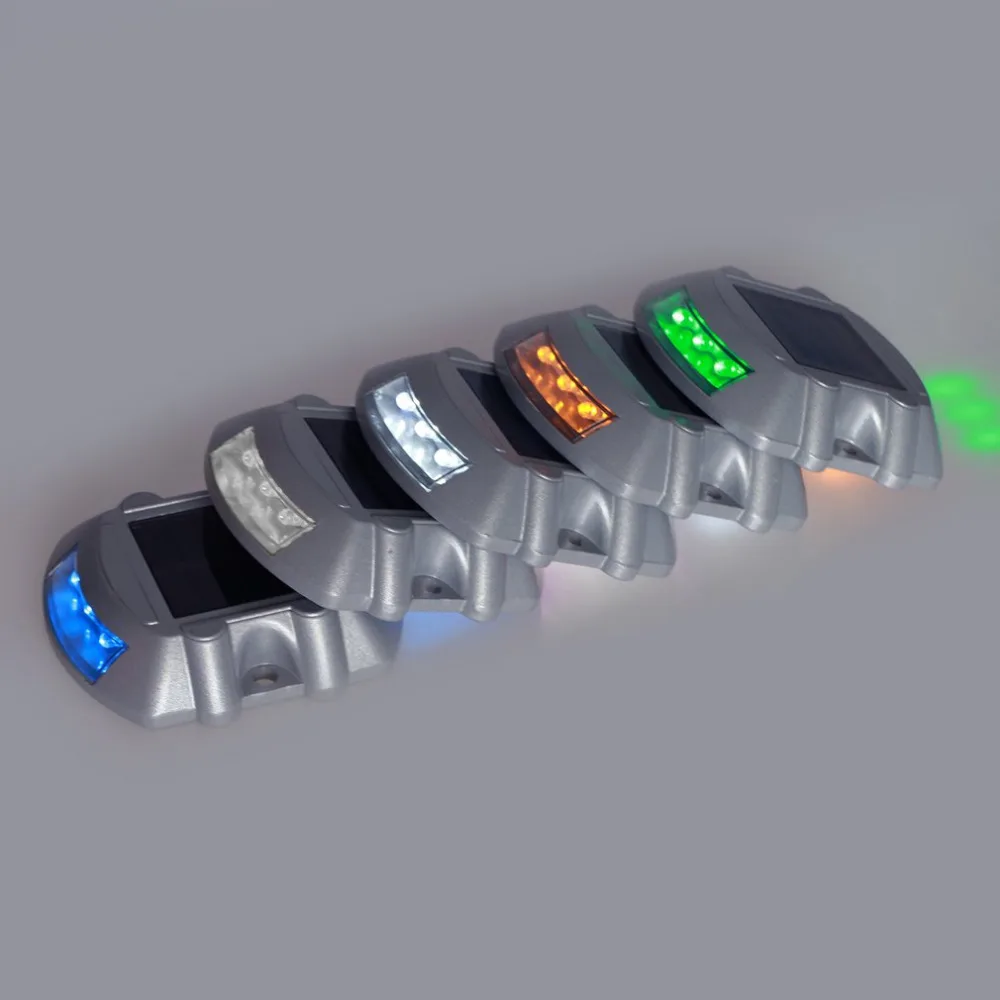 4 цвета Водонепроницаемая Солнечная энергия дорожная шпилька литая под