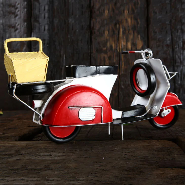 

Vintage Pendal Motorcycle Model Metal Iron Retro Motor Bicycle Ornament Handmade Crafts European Style Motorbike Figurine