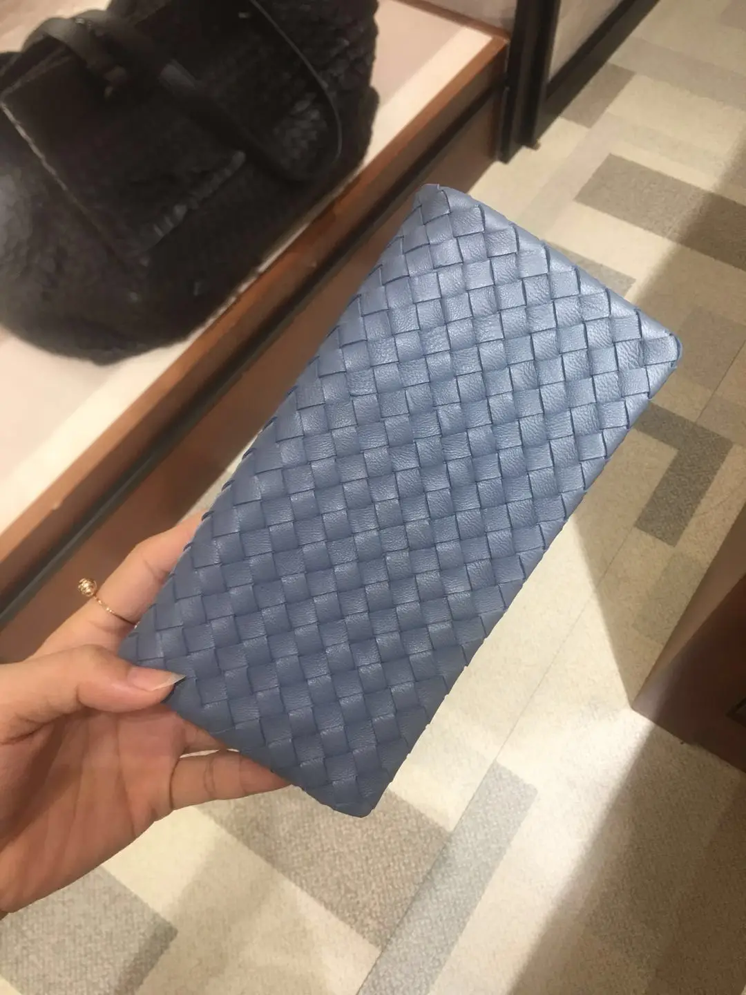 Grey Blue Высокое качество, новинка, женские длинные кошельки из овчины с кожаным ремешком, кошелек из овечьей кожи, ручная работа, натуральная кожа IS1350 - Цвет: Grey Blue