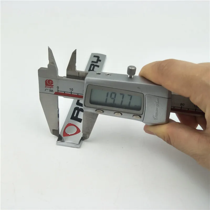 Красный/черный хромированный поворотный задний знак багажника автомобиля