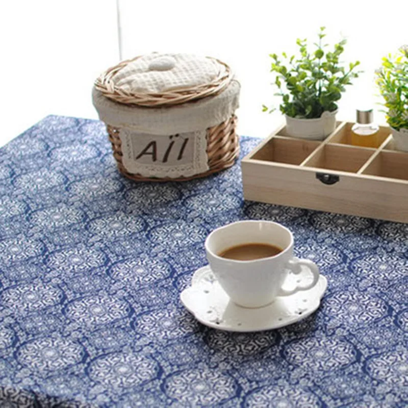 Скатерть из хлопка и льна с принтом синего белого цветов 170104 г | Дом сад