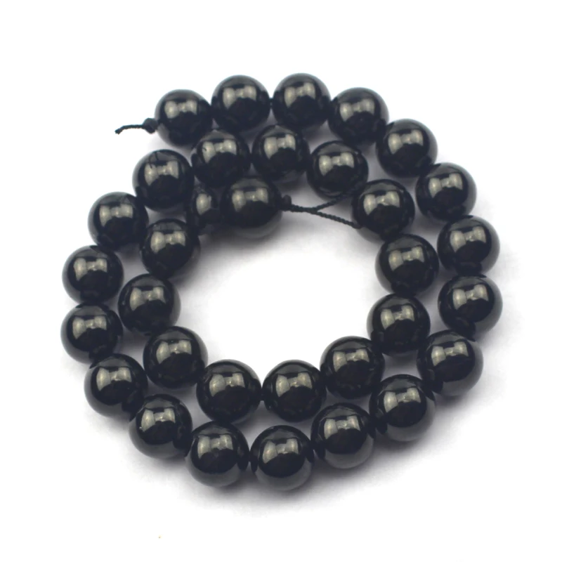 Круглые бусины из натурального камня незакрепленные для изготовления ювелирных