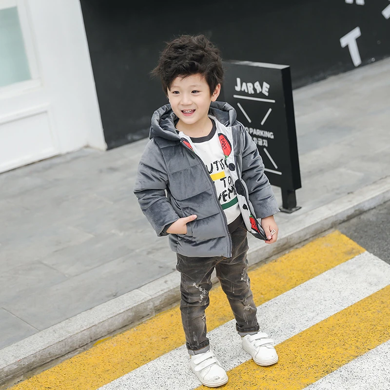 Холодное зимнее пальто 2018 г. новые куртки для девочек и мальчиков Модная