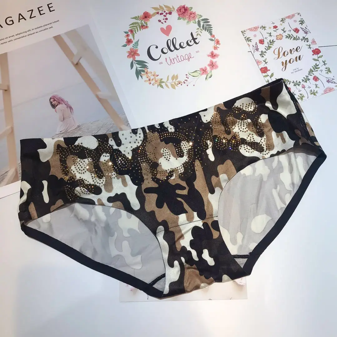 Sexy Fashion Leopard Bra Set Push Up ABC Cup Deep V Bra and Panty Set French Romantic Sexy Lingerie Rhinestone Bralette