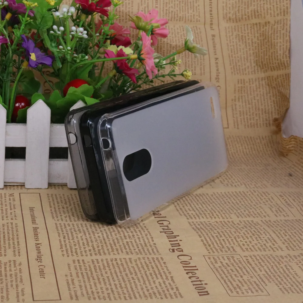 Чехол-накладка для Leagoo M5 Plus 5 силикон ультратонкий прозрачный противоскользящий