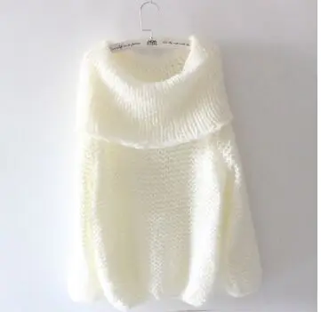 Женский трикотажный свитер с вырезом лодочкой и открытыми плечами | Женская