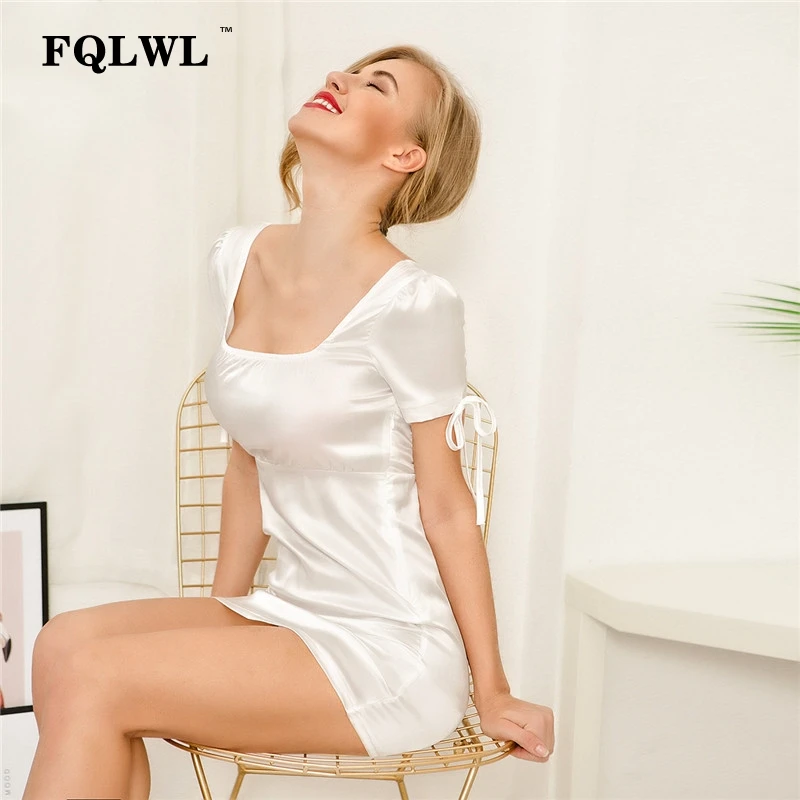 Женское атласное платье с открытой спиной FQLWL белое мини коротким рукавом на