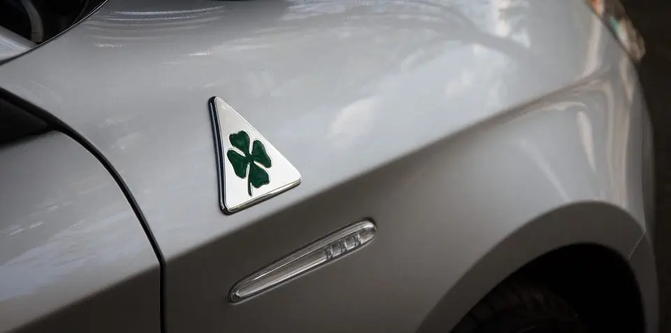 2 шт. Alfa Romeo quatrefoil зеленая delta для 147 156 166 159 Giulietta Giulia Spider GT Автомобильная боковая