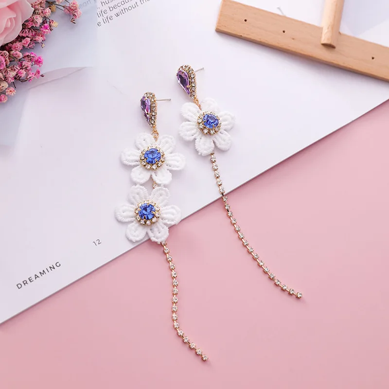 Silver Needle 2018 Korean Girl Simple Lace Flowers Cute Earrings Rhinestone Zircon Tassel for Women Fashion Accessories | Украшения и