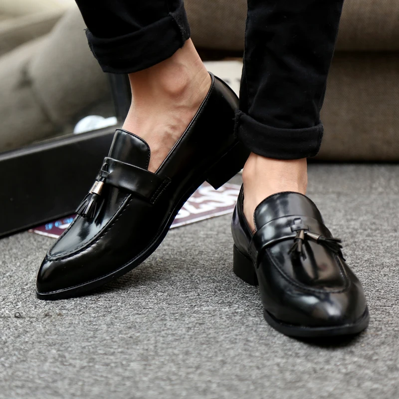 WOLF WHO Classic Men Shoes Breathable Comfortable Men Loafers Luxury Brand Men Dress Shoes For Wedding Dating Men's Flats X-199