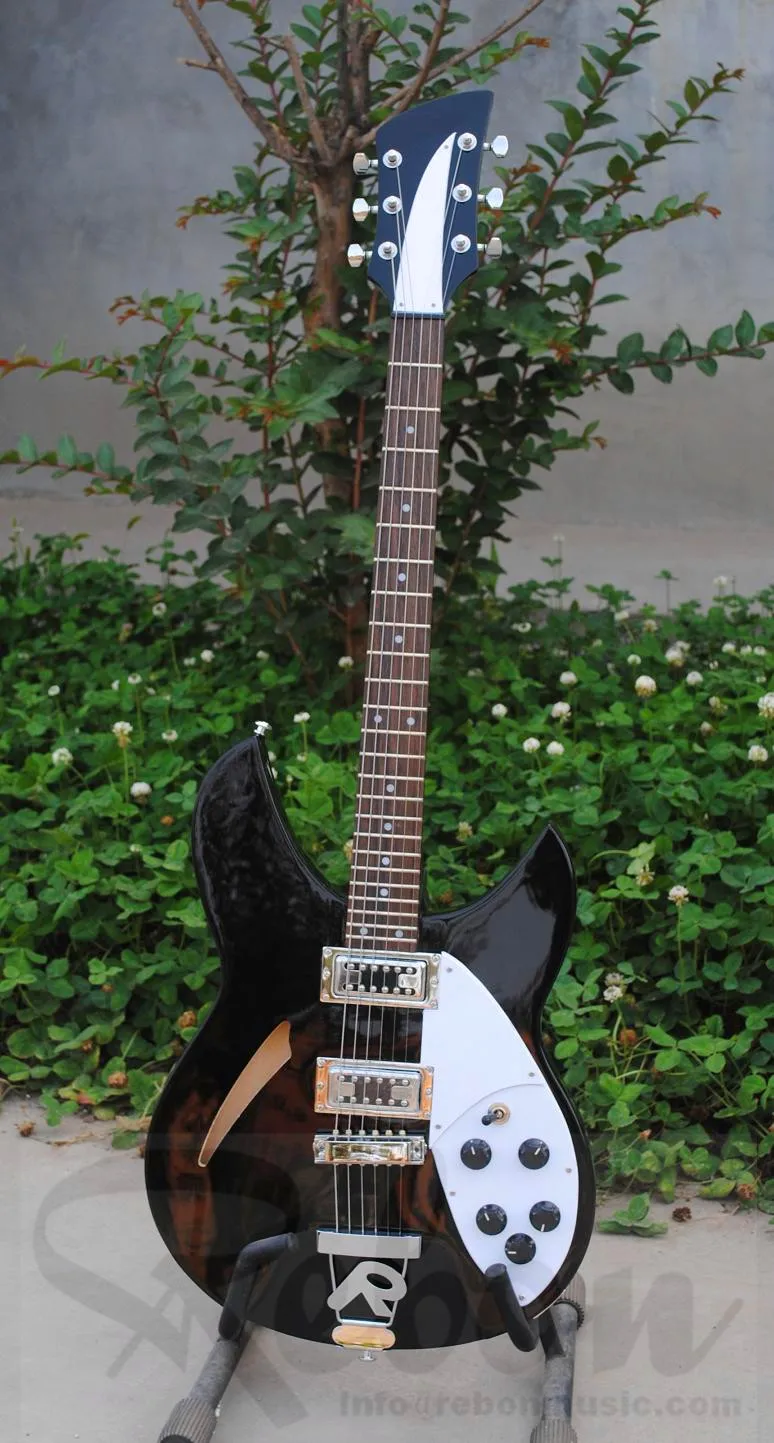 

Weifang Rebon 6 string Ricken electric guitar in black colour