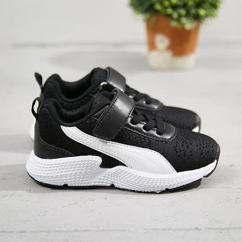 Детские кроссовки контрастного цвета спортивные для мальчиков и девочек