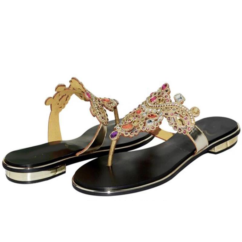 Женские летние шлепанцы с вырезами на плоской подошве Размеры 33 42|fashion slippers|slippers