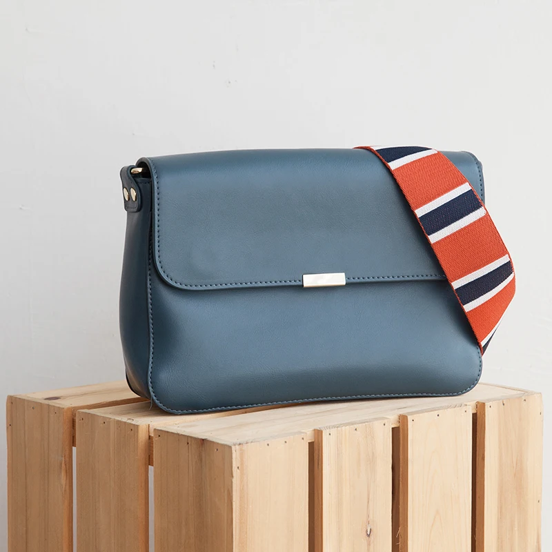 

WOONAM Women Fashion Genuine Calf Leather Double Straps Medium Flap Bag Shoulder Handbag WB645